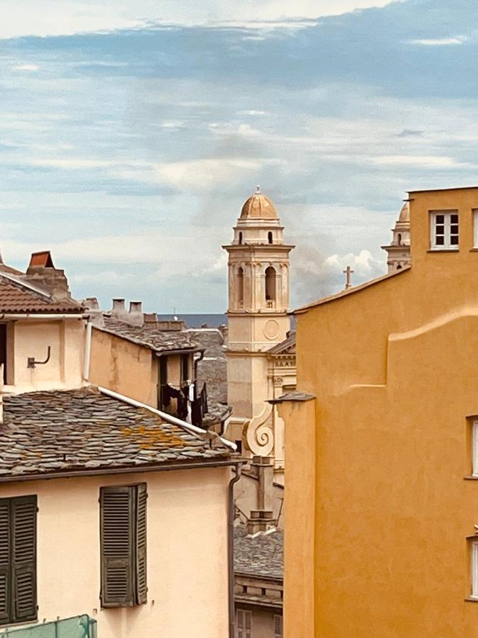 Pepites Bastiaises Vatta Appartement Roof Top Jacuzzi Vue Vieux Port Bastia  Esterno foto