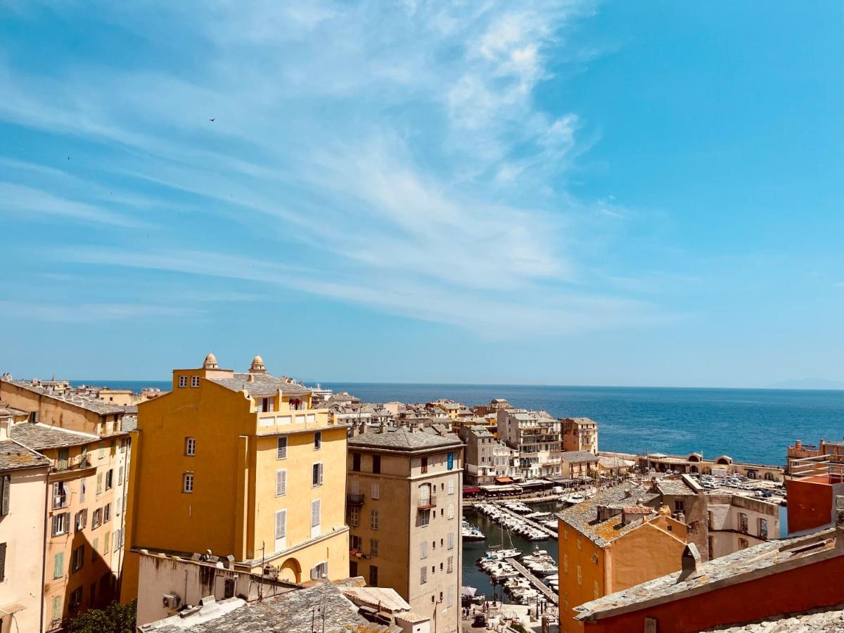Pepites Bastiaises Vatta Appartement Roof Top Jacuzzi Vue Vieux Port Bastia  Esterno foto