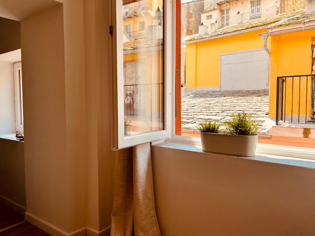 Pepites Bastiaises Vatta Appartement Roof Top Jacuzzi Vue Vieux Port Bastia  Esterno foto