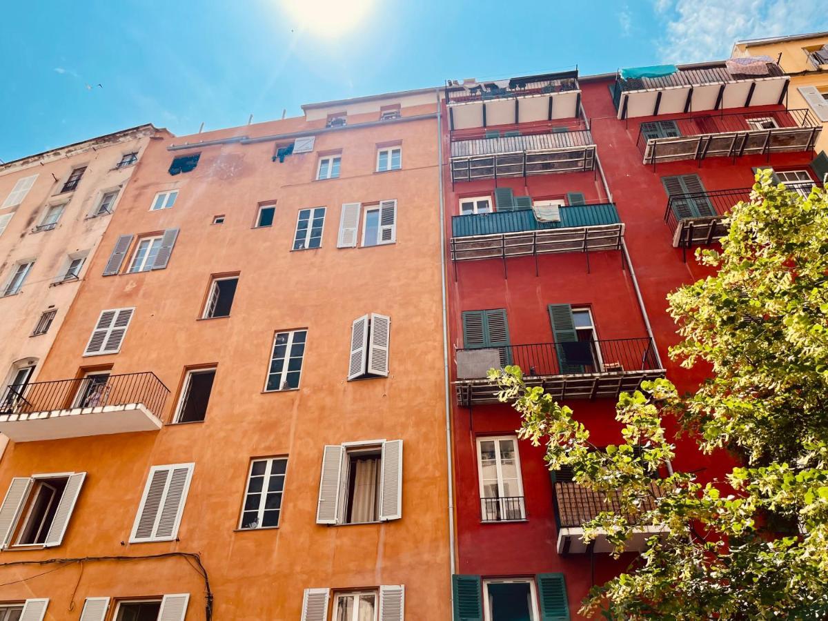 Pepites Bastiaises Vatta Appartement Roof Top Jacuzzi Vue Vieux Port Bastia  Esterno foto